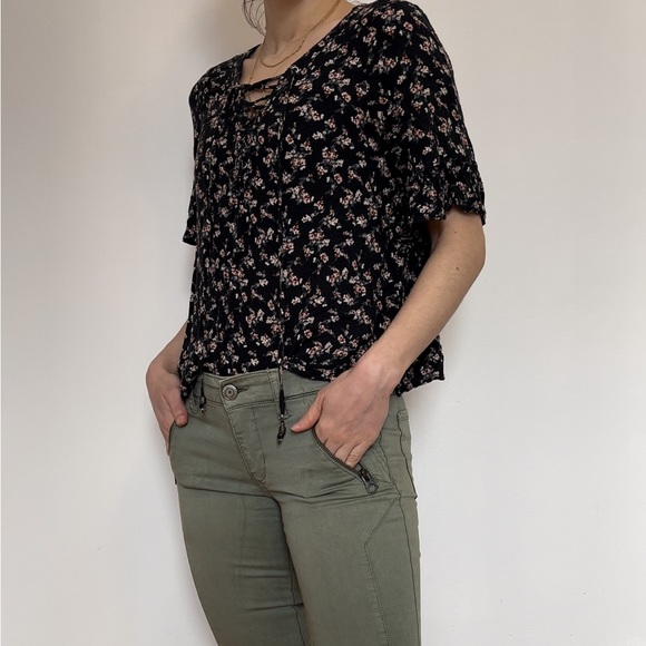 Low rise olive pants - Picture 8 of 16